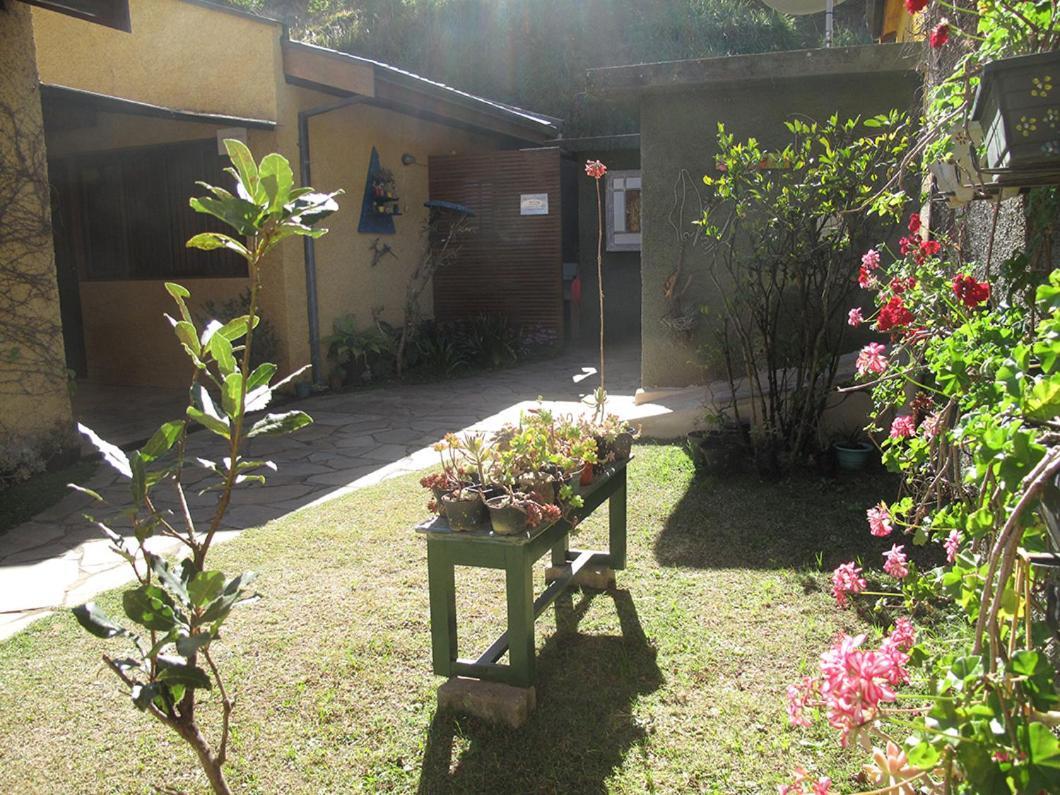 Hospedaria Vila Khepri Goncalves Exterior photo