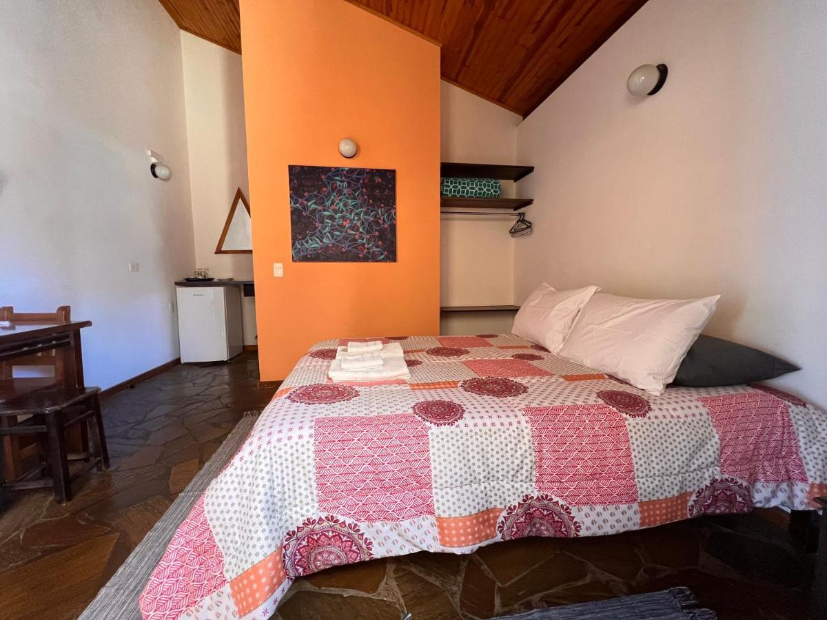 Hospedaria Vila Khepri Goncalves Exterior photo