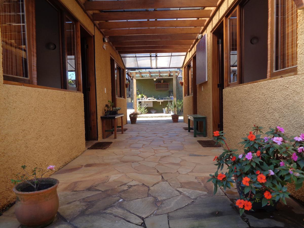 Hospedaria Vila Khepri Goncalves Exterior photo
